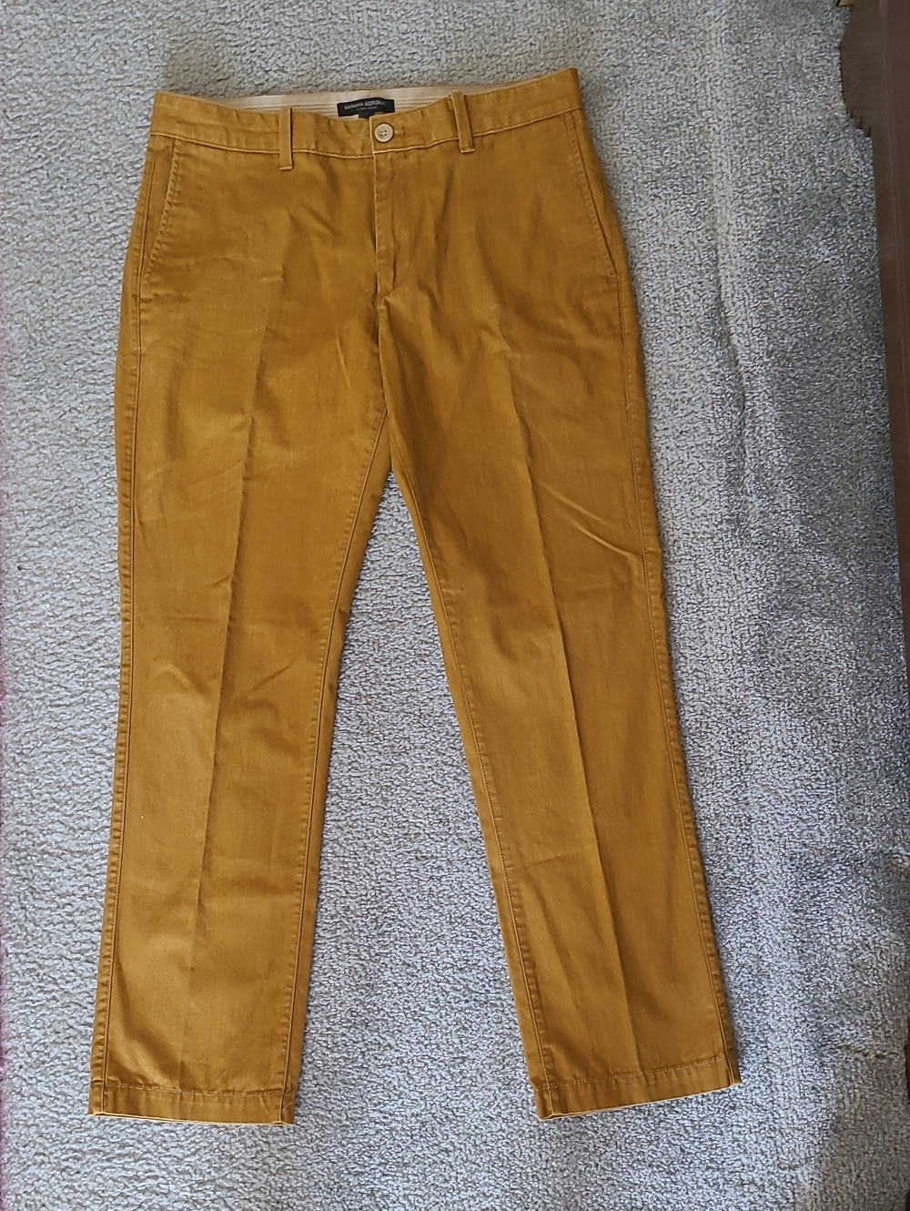 Banana Republic Men's Aiden Chino Pants
